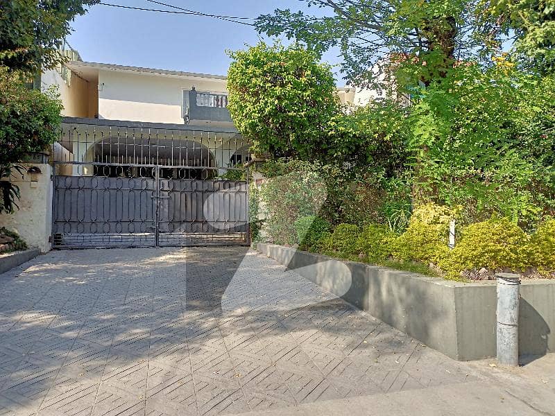 G-9/1 
40/80 house for sale