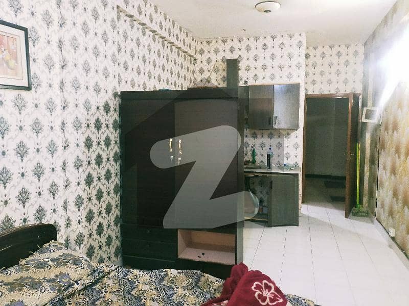250 Square Feet Flat For Rent Is Available In Pakistan Town