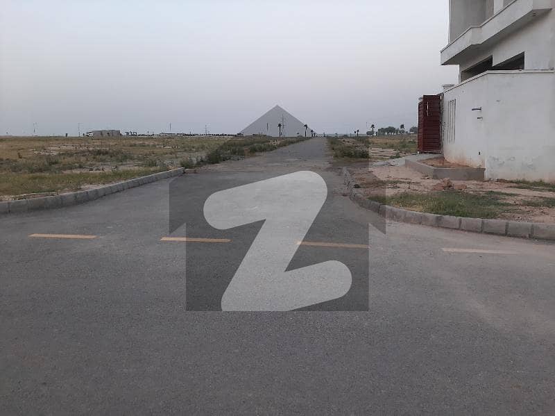 10 Marla Commercial Plot For Sale In University Town Islamabad