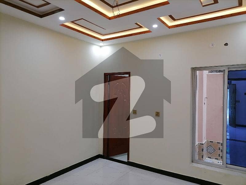 گلشنِ راوی لاہور میں 4 کمروں کا 5 مرلہ مکان 1.2 کروڑ میں برائے فروخت۔