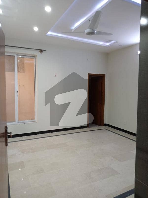 غوری ٹاؤن فیز 4 بی غوری ٹاؤن,اسلام آباد میں 3 کمروں کا 7 مرلہ بالائی پورشن 40.0 ہزار میں کرایہ پر دستیاب ہے۔