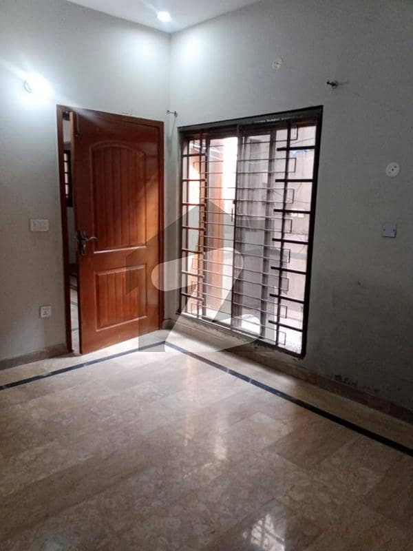 brand new Flat available in Alhamra town