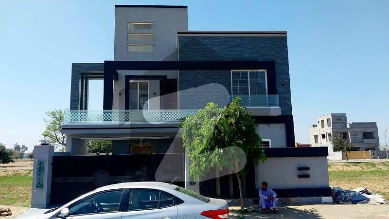 5 Beds Brand New 10 Marla House For Sale Located In Bahria Orchard Lahore