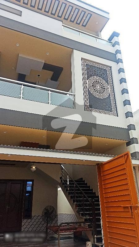 سعدی ٹاؤن سکیم 33,کراچی میں 8 کمروں کا 16 مرلہ مکان 5.8 کروڑ میں برائے فروخت۔