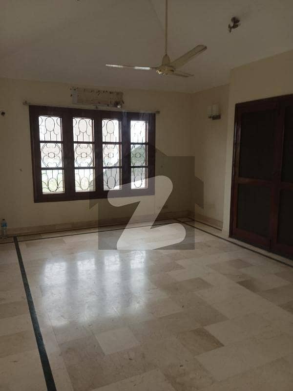 500 Yards Bungalow Available For Rent With Basement