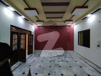 200 Sq Yard 1st Floor Portion 3 Bed Drawing Dining/rent