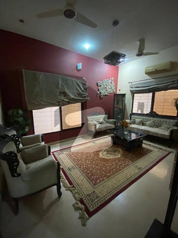 گلستانِِ جوہر ۔ بلاک اے 3 گلستانِ جوہر,کراچی میں 3 کمروں کا 12 مرلہ مکان 3.7 کروڑ میں برائے فروخت۔
