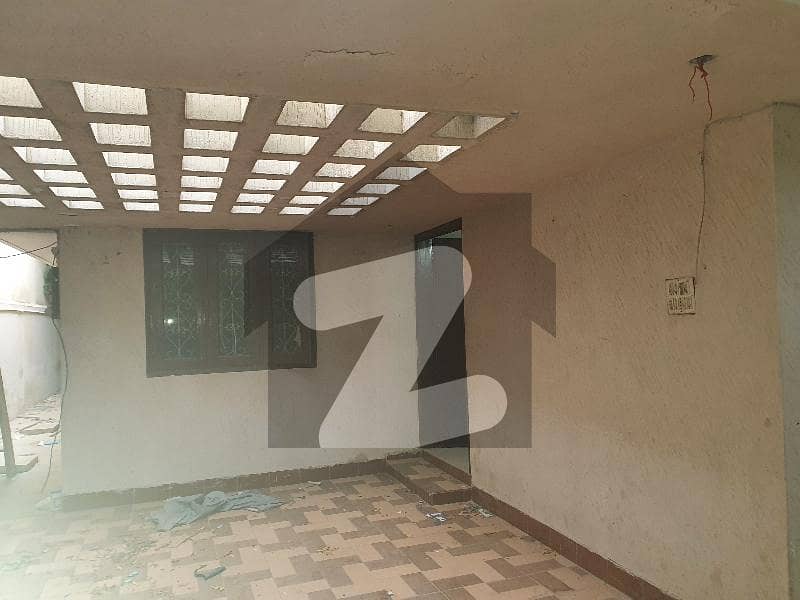 نارتھ ناظم آباد ۔ بلاک این نارتھ ناظم آباد,کراچی میں 3 کمروں کا 11 مرلہ مکان 4.25 کروڑ میں برائے فروخت۔