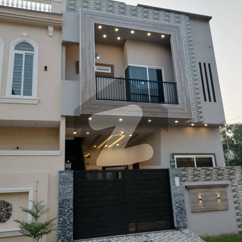 3 Marla House For sale Is Available In Jeewan City - Phase 4