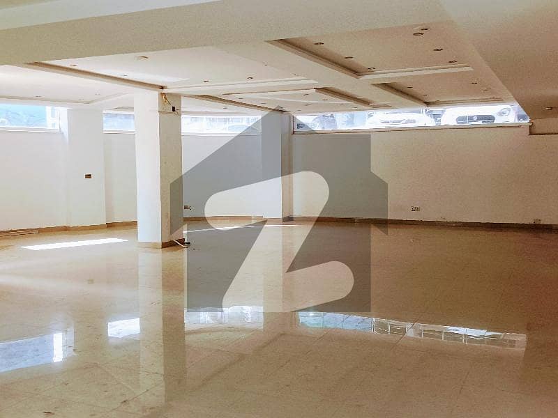 Lower Ground Floor Shop Hall For Rent