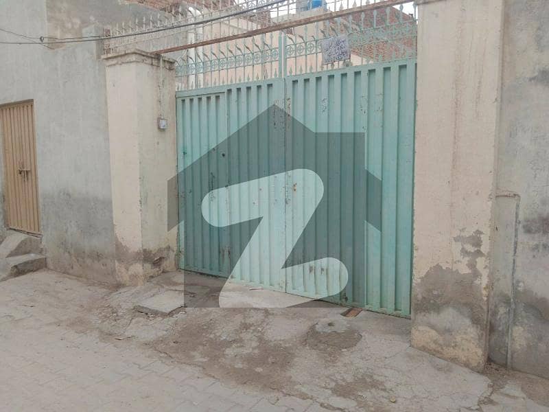 ایم ڈی اے چوک ملتان میں 2 کمروں کا 10 مرلہ مکان 21.0 ہزار میں کرایہ پر دستیاب ہے۔