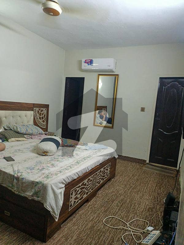 Abdullah Terace 2nd Floor Flat For Sale
