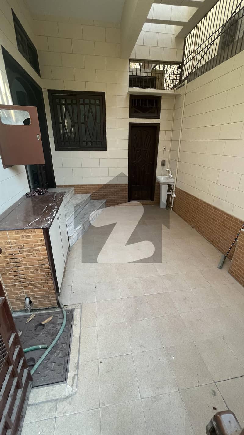 Ameer Khusro Off Shaheed e Millat 160 Yards 4 Bedroom Independent Bungalow
