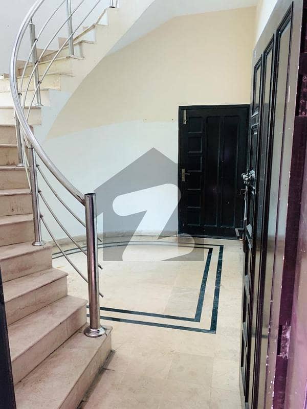 12 marla house for rent on canal road faisalabad Canal Road, Faisalabad ID46657881