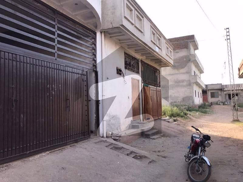 Prime Location 6 Marla House Available In Janjua Town For sale