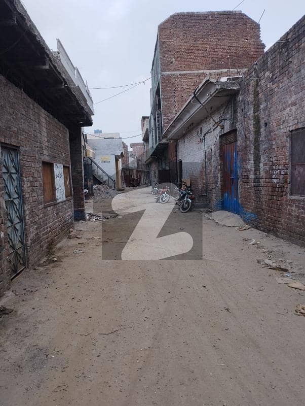 شاہدرہ لاہور میں 5 کمروں کا 18 مرلہ مکان 3.06 کروڑ میں برائے فروخت۔