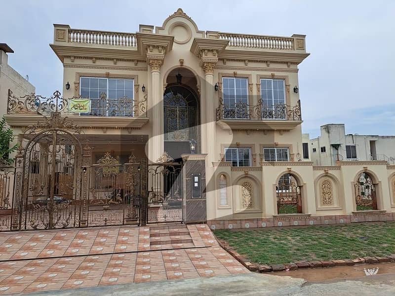 Beautiful Brand New House For Sale In State Life