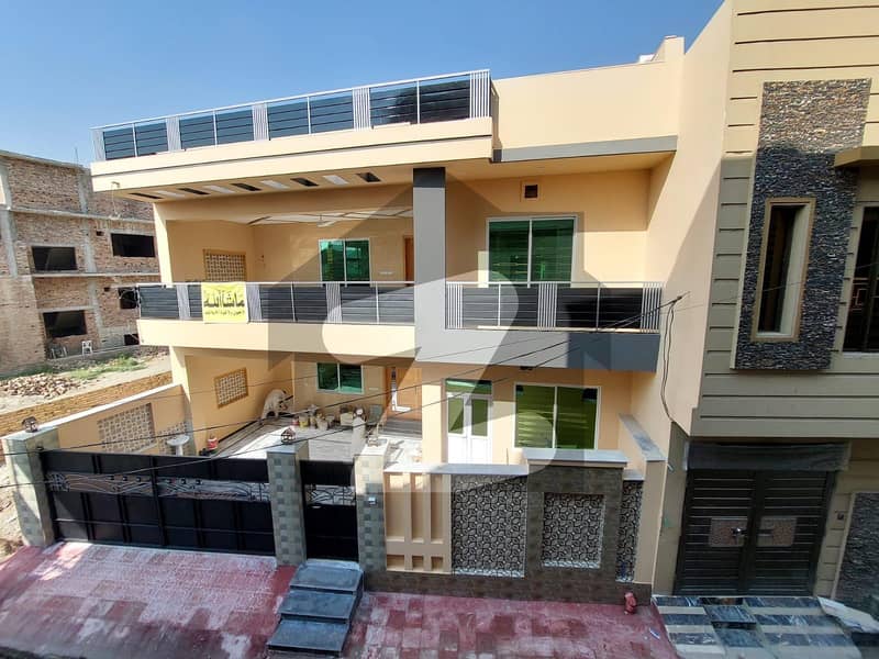 House For sale Situated In Shami Road