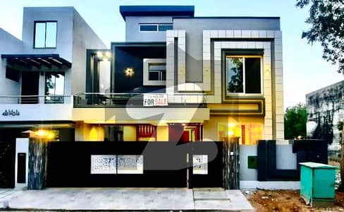 10 Marla Residential House For Sale In Sector C Bahria town Lahore