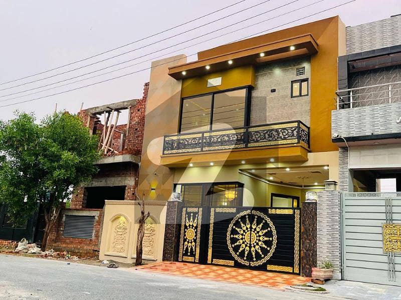 5 MARLA SUPER HOT LOCATION BRAND NEW HOUSE FOR SALE IN DHA HALLOKI BLOCK B WITH 4 BEDS