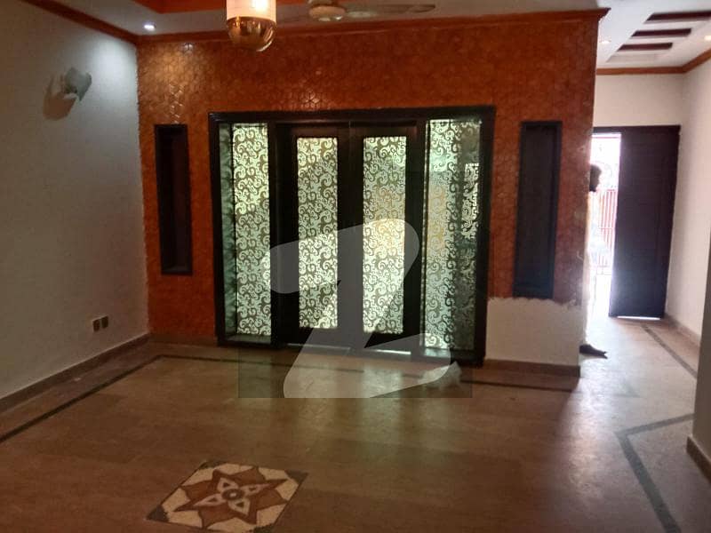 بحریہ ٹاؤن سیکٹر B بحریہ ٹاؤن,لاہور میں 5 کمروں کا 8 مرلہ مکان 80.0 ہزار میں کرایہ پر دستیاب ہے۔