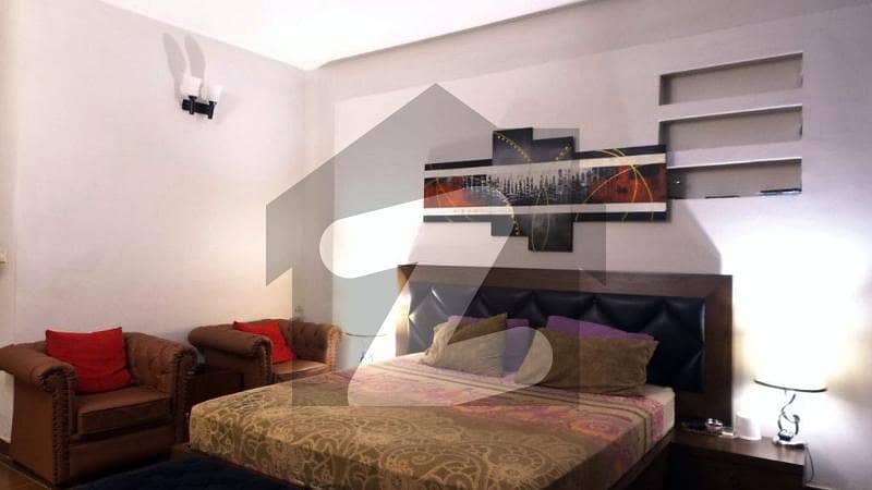 عسکری 10 - سیکٹر اے عسکری 10,عسکری,لاہور میں 4 کمروں کا 10 مرلہ مکان 1.1 لاکھ میں کرایہ پر دستیاب ہے۔