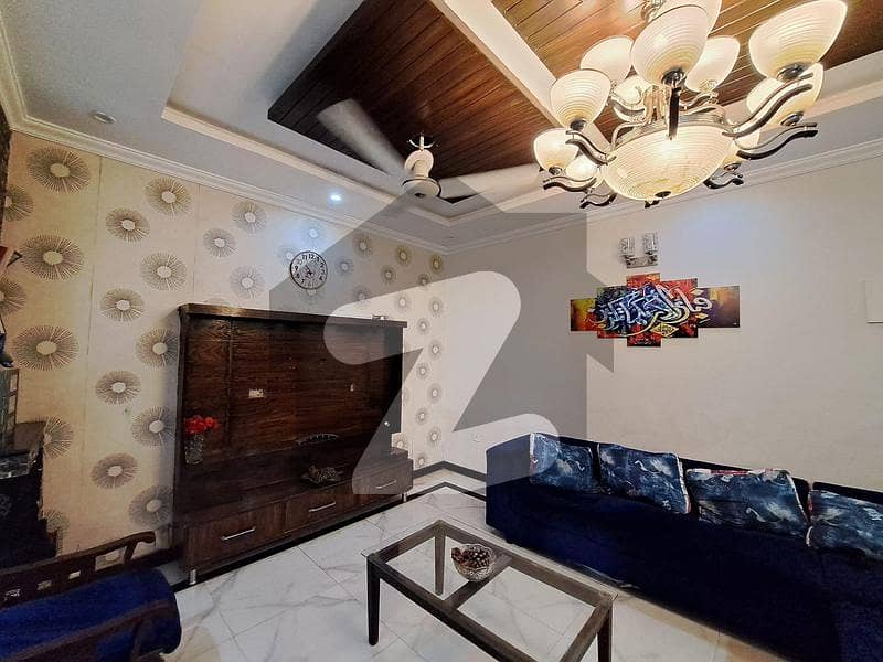 پاک عرب ہاؤسنگ سوسائٹی لاہور میں 1 کمرے کا 3 مرلہ مکان 25.0 ہزار میں کرایہ پر دستیاب ہے۔