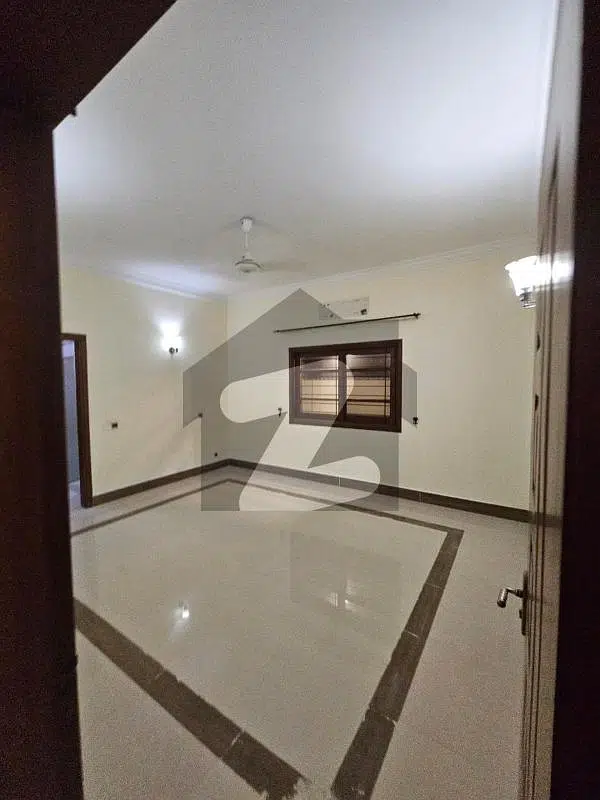 Diligently Maintained 5 Bedroom 500 Square Yards Bungalow With Study Room On Peaceful Location Of Dha Phase 7 Situated At Creek Lanes Is Available For Rent