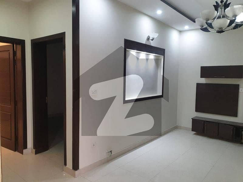 8 Marla Beautiful Portion Available For Rent