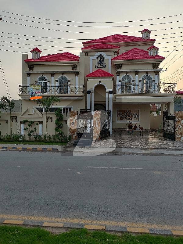 1 kanal corner house for sale in Al Rehman Garden Phase 2