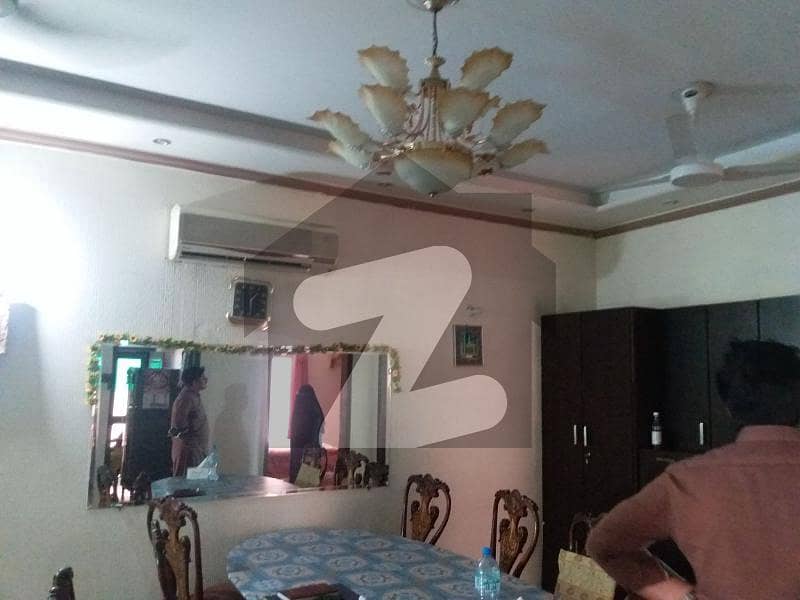 Prime Location 10 Marla Beautiful Old House For Sale In Paragon City