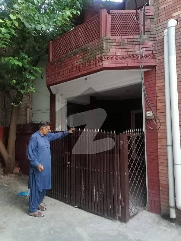نیو سُپر ٹاؤن لاہور میں 3 کمروں کا 5 مرلہ مکان 53.0 ہزار میں کرایہ پر دستیاب ہے۔