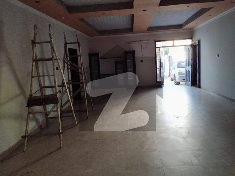400 Sq. Yards TFacing Near To Main Road House For Sale In Gulistane