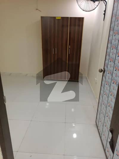 Exclusive Top-of-the-line Appliances 4 Marla Flat In Paragon City - Grove Block For rent