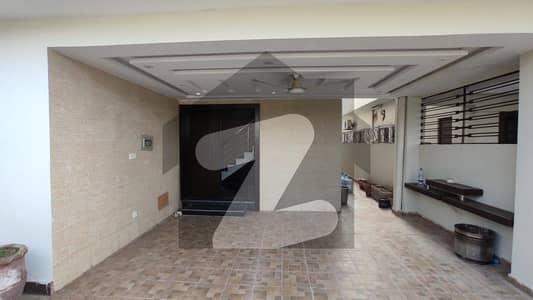 12 Marla Upper Portion House For Rent in Lalazar cantt near to CMH