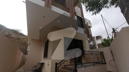 Prime Location 250 Square Yards Spacious House Available In Amir Khusro For sale
