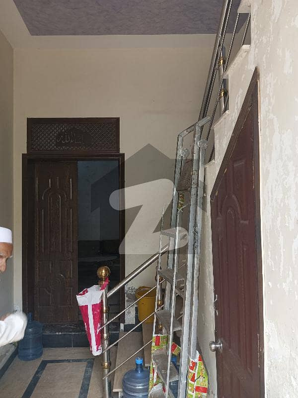 نذیر گارڈن سوسائٹی لاہور میں 3 کمروں کا 4 مرلہ مکان 95.0 لاکھ میں برائے فروخت۔