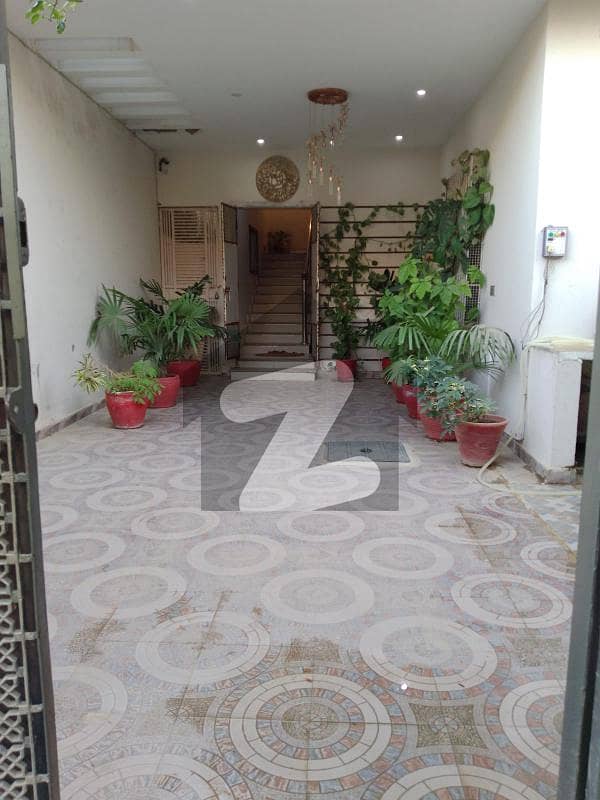 گلستانِِ جوہر ۔ بلاک 16 گلستانِ جوہر,کراچی میں 4 کمروں کا 16 مرلہ بالائی پورشن 3.1 کروڑ میں برائے فروخت۔