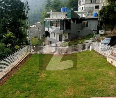 Ideally Located House For sale In Murree Road Available