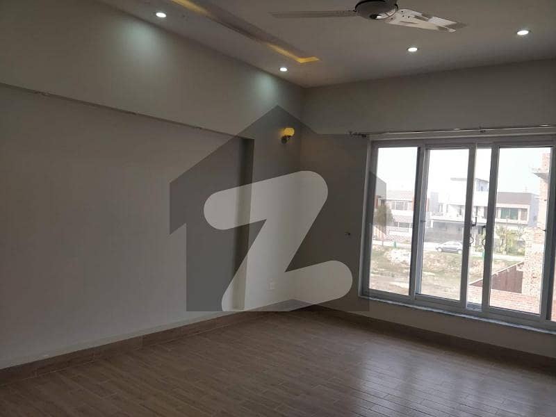 1 Kanal Furnished Upper Portion for Rent In Lake City Sector M2.