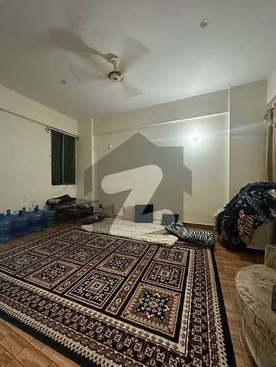شاز ریزیڈنسی گلشنِ اقبال ٹاؤن,کراچی میں 3 کمروں کا 6 مرلہ فلیٹ 1.65 کروڑ میں برائے فروخت۔