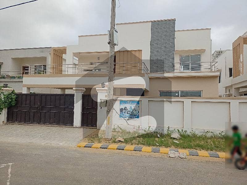 فالکن کمپلیکس نیوملیر ملیر,کراچی میں 5 کمروں کا 1 کنال مکان 13.0 کروڑ میں برائے فروخت۔