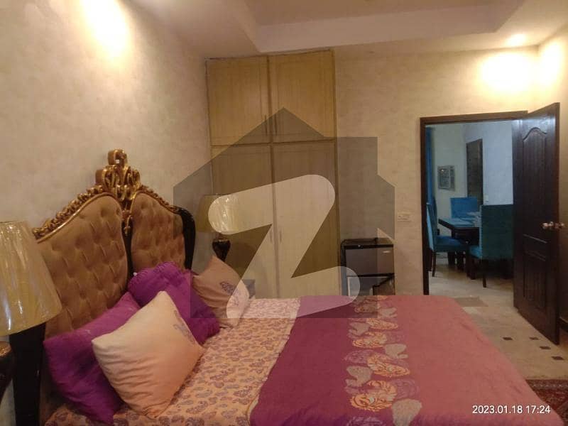 5 MARLA FULLY FURNISHED FLAT FOR RENT IN PARAGON CITY LAHORE WITH GAS