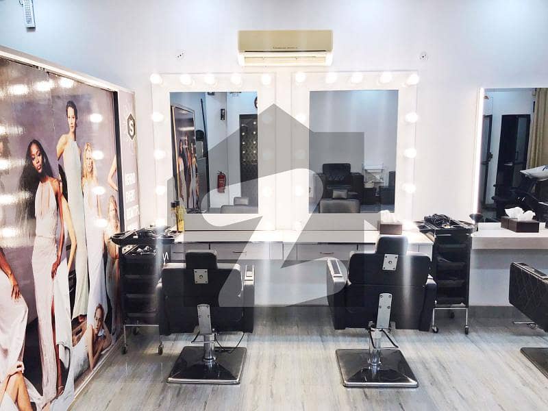4 Marla Running Salon For Sale In Dha Phase 6