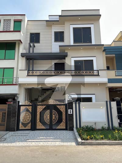 5 Marla House For sale In Rs. 17,500,000 Only