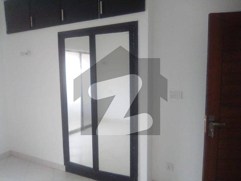 2 Bedrooms Apartment For Rent In Clifton Block 3