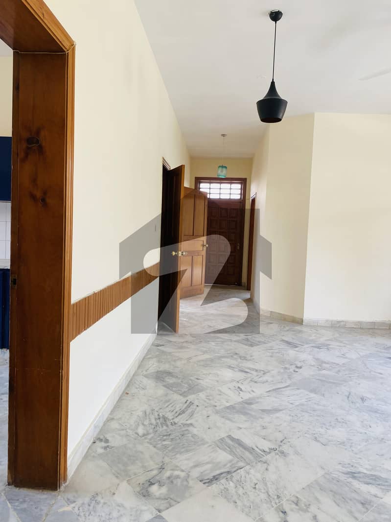3 Bedrooms Park Face In Park Tower F10 Markaz. 3 Bedrooms Park Face In Park Tower F10 Markaz.