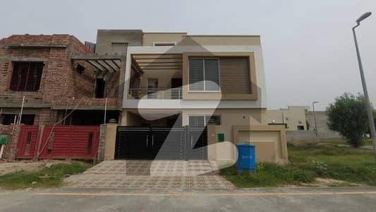 Brand New 5 Marla Solid Construction House Located In Olc B Block Reasonable Price