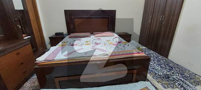 5 Marla Slightly Use House available for Sale Back to Mall of Multan.