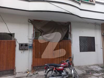 افشاں کالونی راولپنڈی میں 4 کمروں کا 5 مرلہ مکان 1.5 کروڑ میں برائے فروخت۔